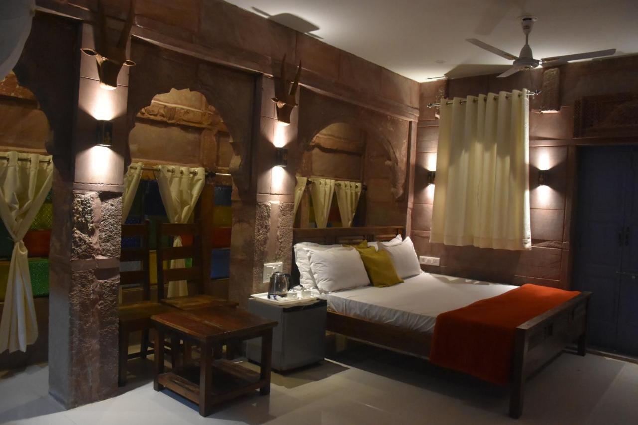 The Kutumb Villa - A Heritage Home Stay จ๊อดปูร์ ภายนอก รูปภาพ