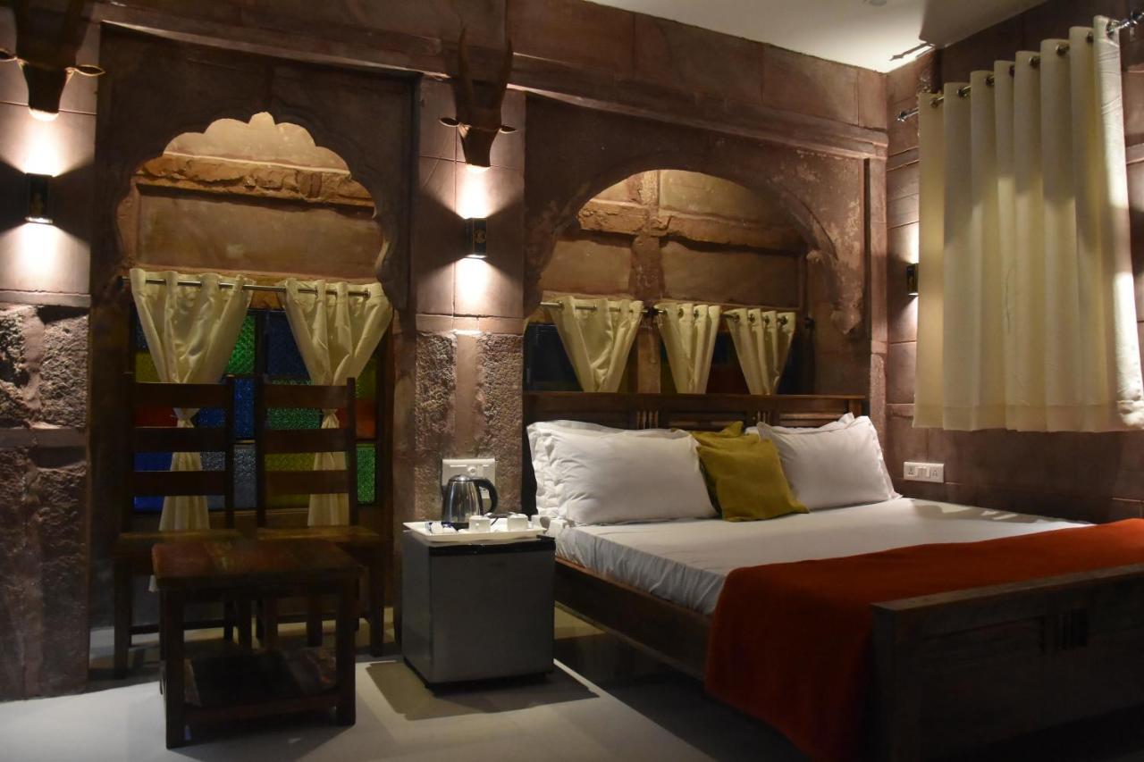 The Kutumb Villa - A Heritage Home Stay จ๊อดปูร์ ภายนอก รูปภาพ