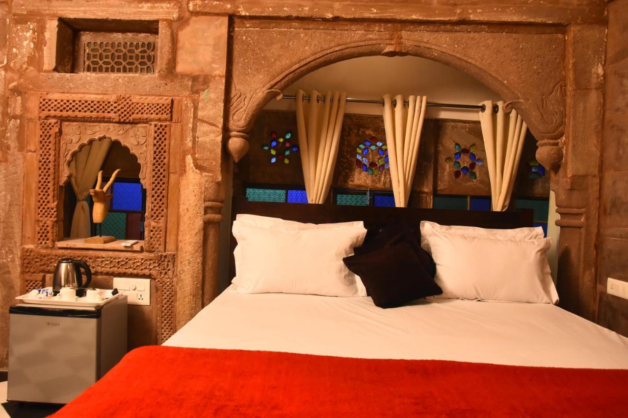 The Kutumb Villa - A Heritage Home Stay จ๊อดปูร์ ภายนอก รูปภาพ
