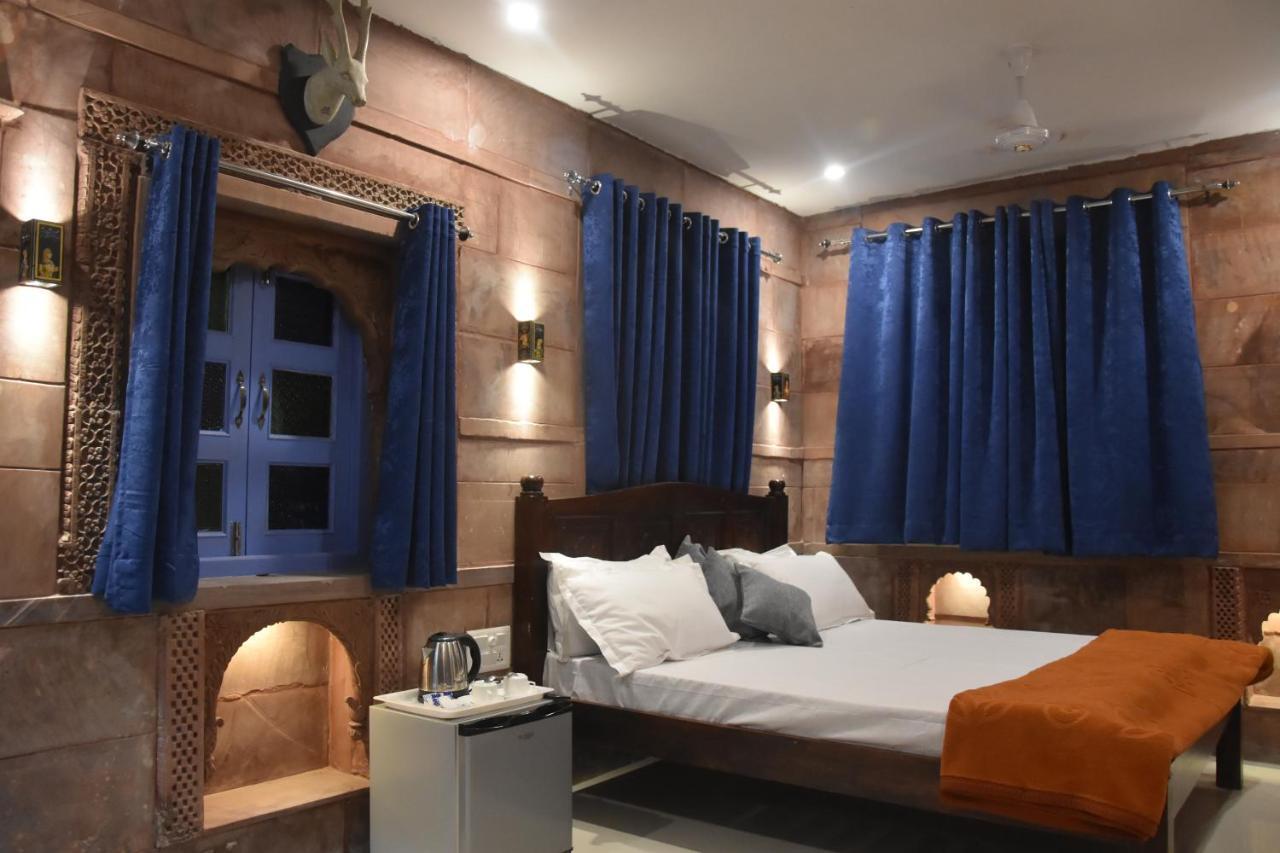 The Kutumb Villa - A Heritage Home Stay จ๊อดปูร์ ภายนอก รูปภาพ